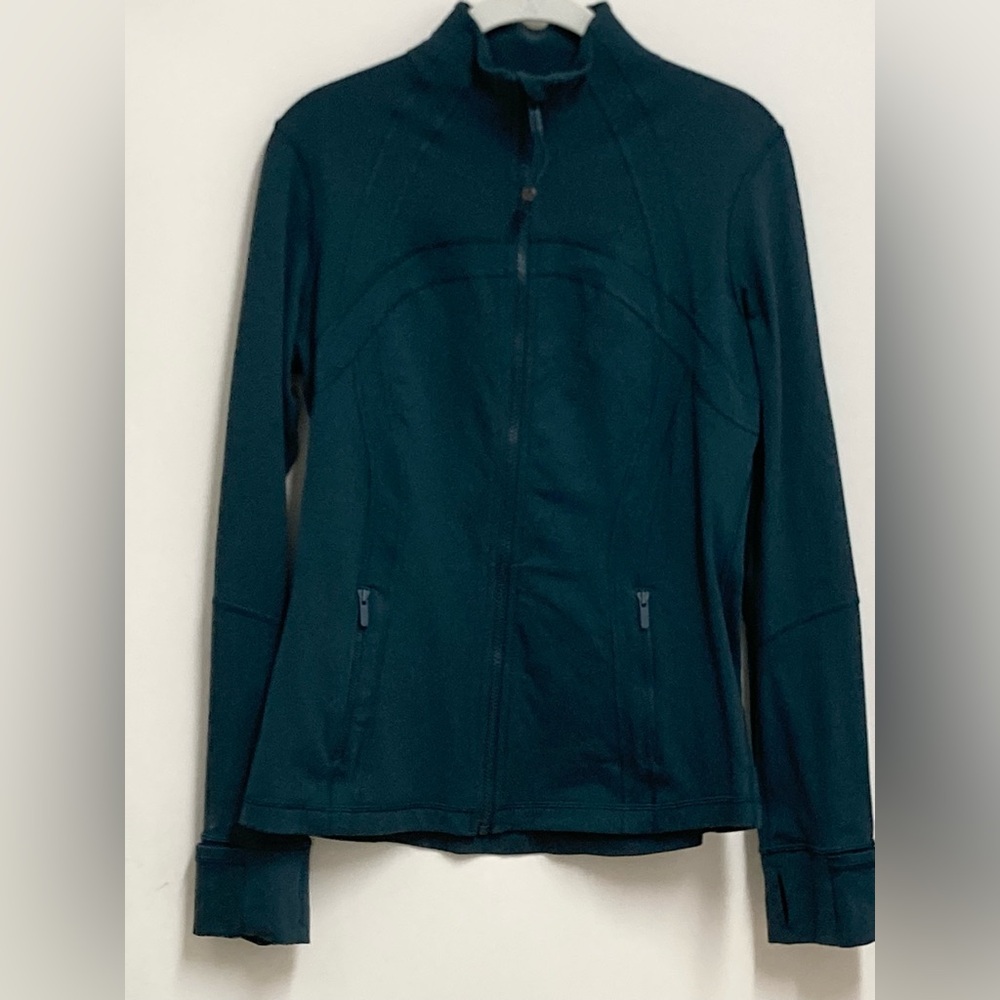 lululemon athletica Women's Utility Jacket in SUBMARINE